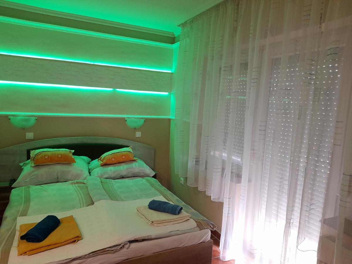 Andrea Apartman Hajdúszoboszló Exterior foto
