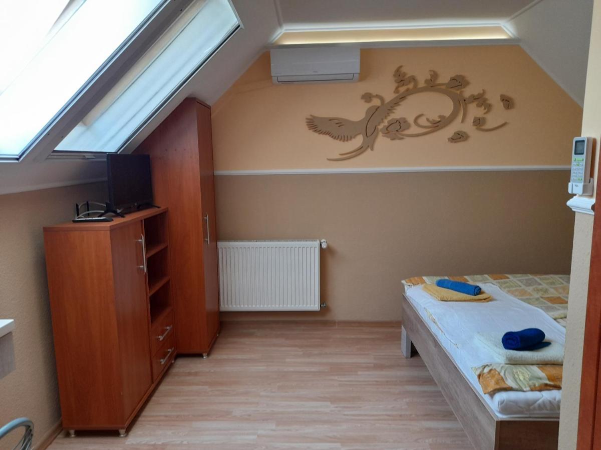 Andrea Apartman Hajdúszoboszló Exterior foto