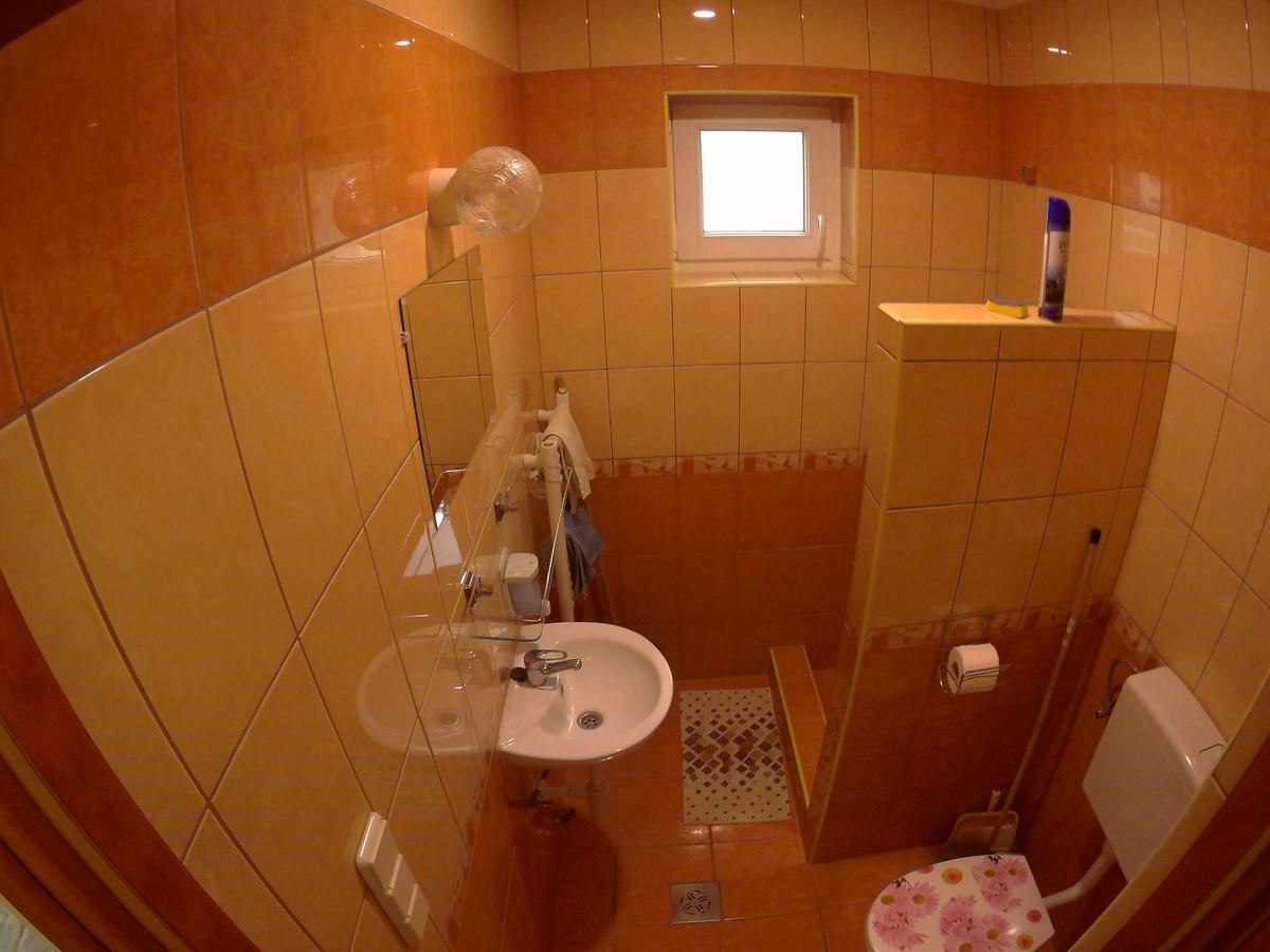 Andrea Apartman Hajdúszoboszló Exterior foto